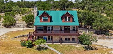 image of property with 4 Bed | 4 Bath | 3,832 Sqft