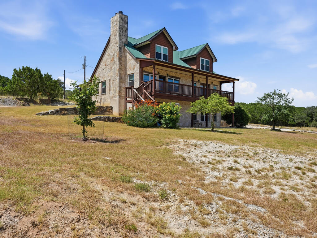 main property photo 3