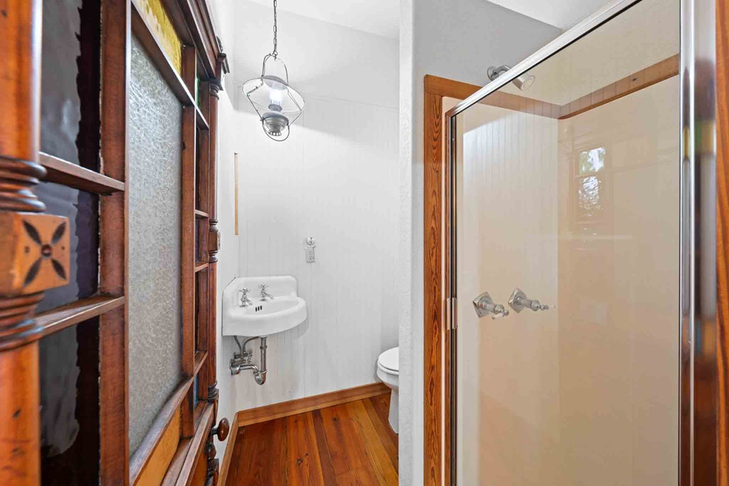 main property photo 50