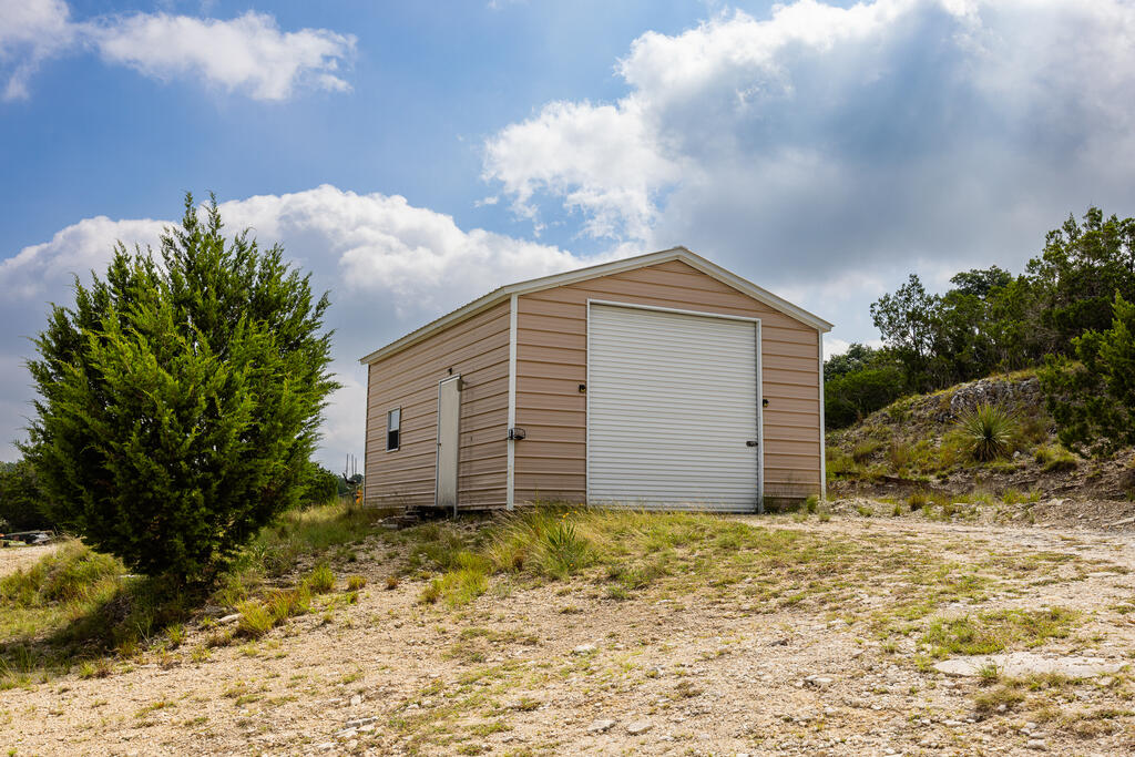 main property photo 49