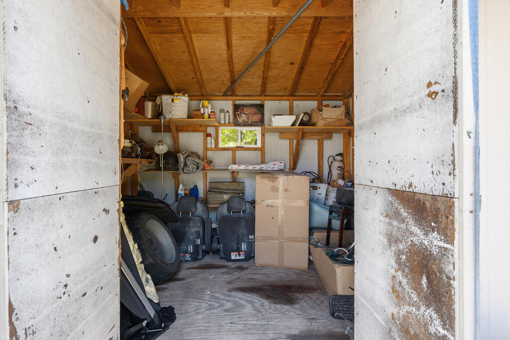 main property photo 26