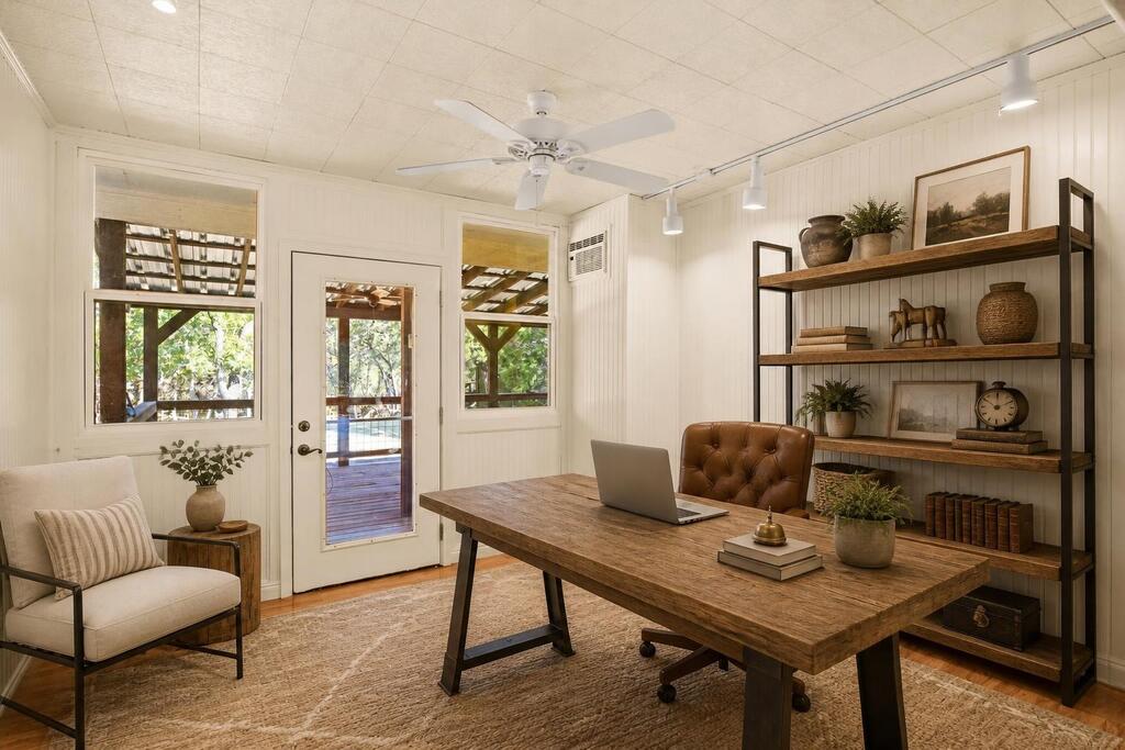 main property photo 19