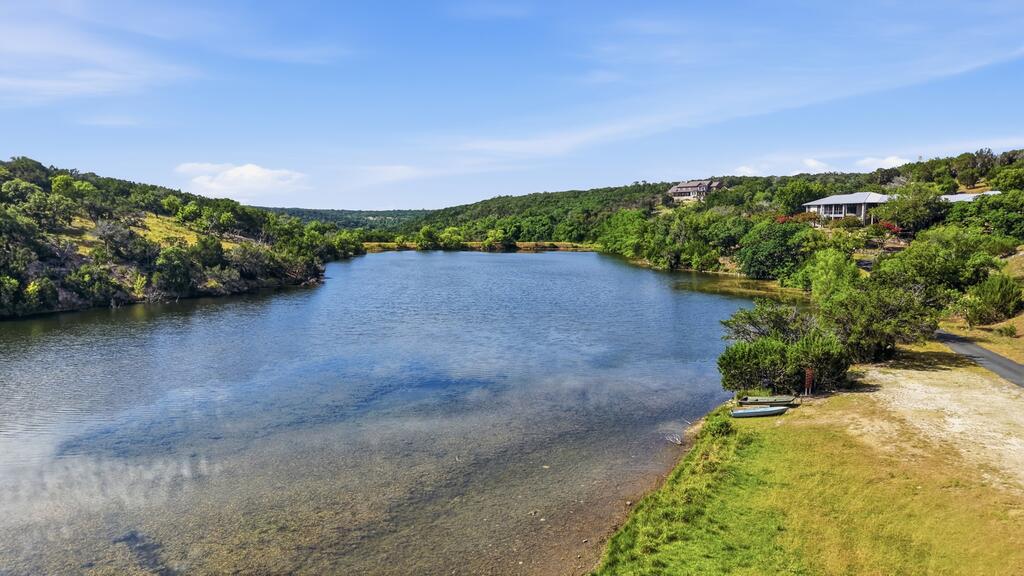 main property photo 50