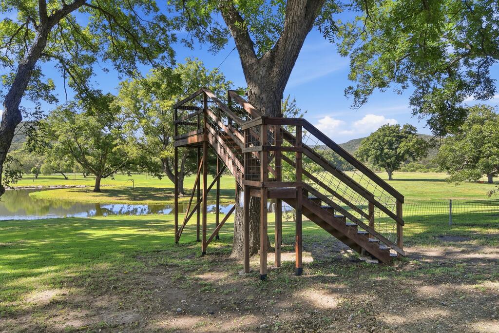 main property photo 75