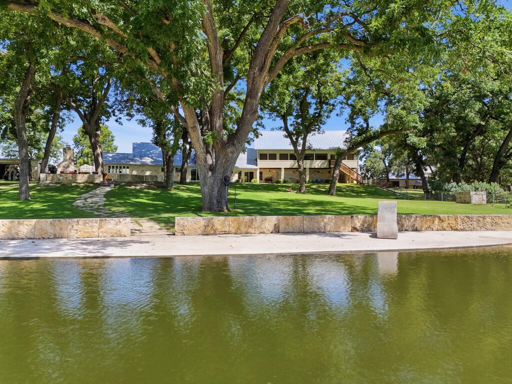 main property photo 81