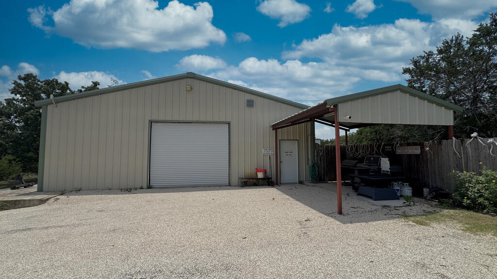 main property photo 36