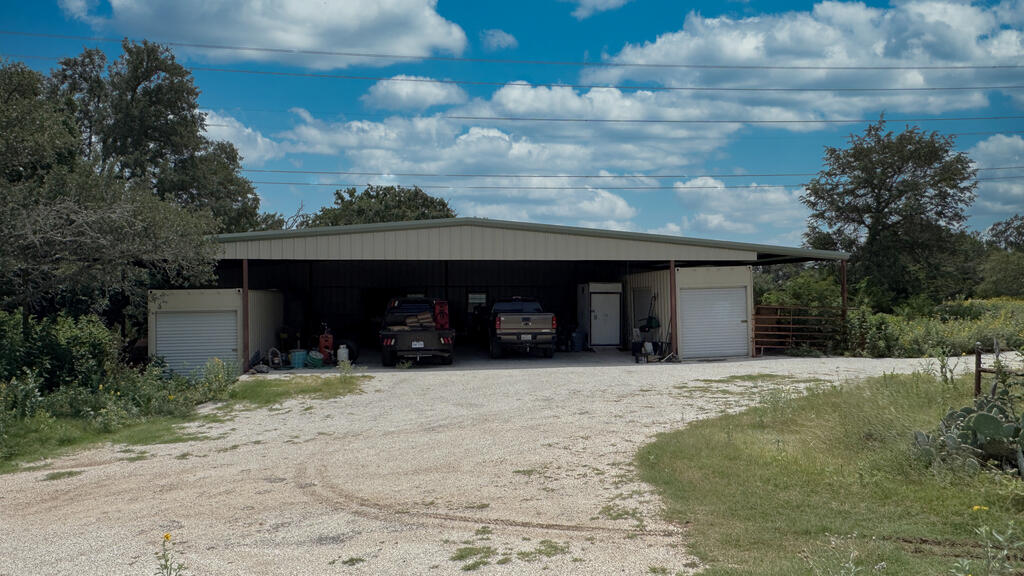 main property photo 42