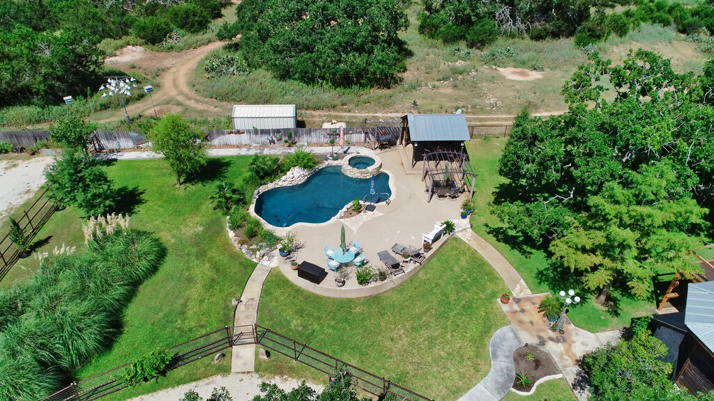 main property photo 43