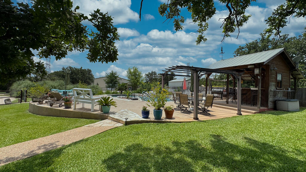 main property photo 44