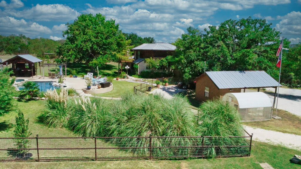 main property photo 49