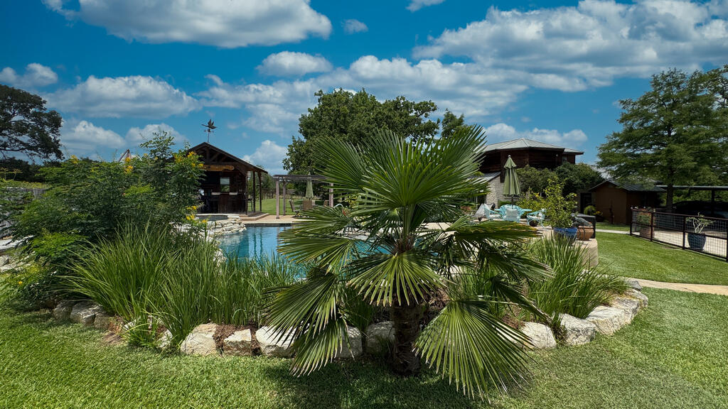 main property photo 50