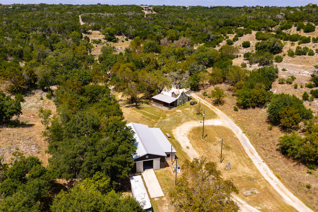 main property photo 40