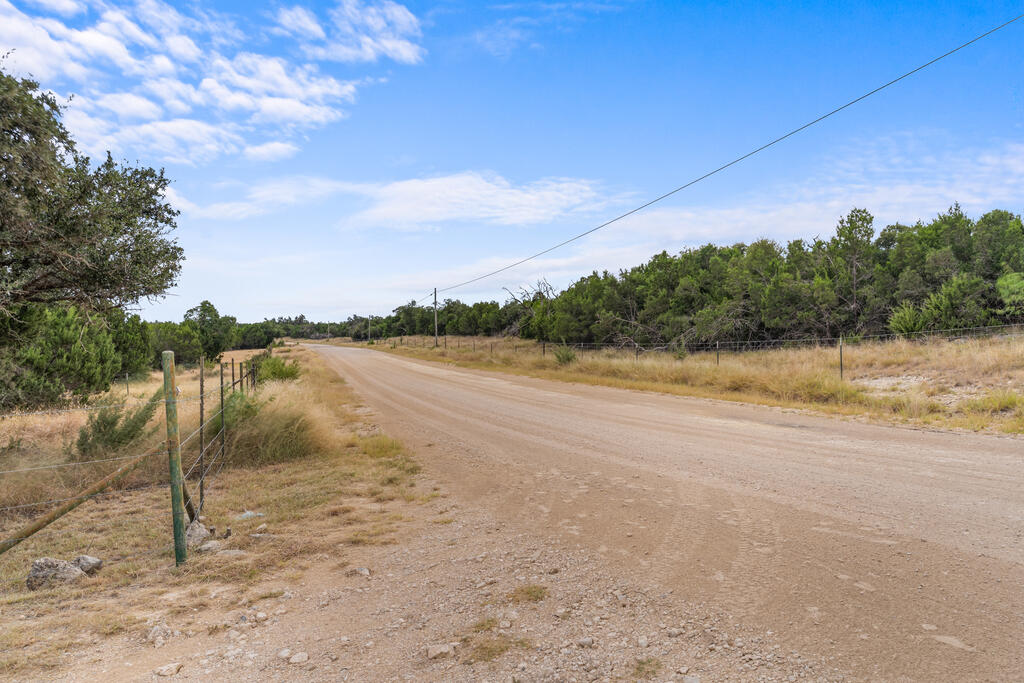 main property photo 41