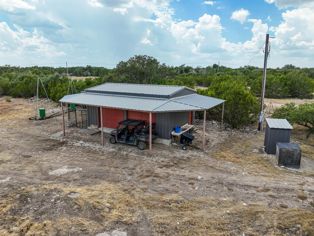 main property photo 51