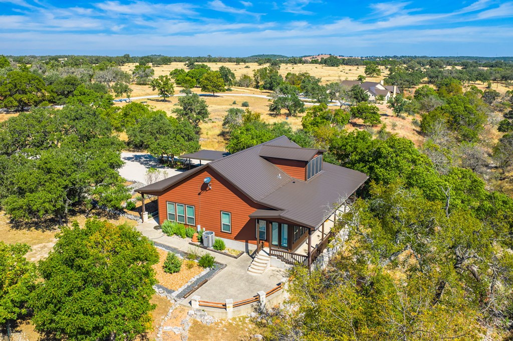 main property photo 45