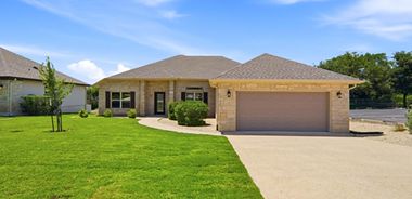 image of property with 3 Bed | 2 Bath | 1,849 Sqft