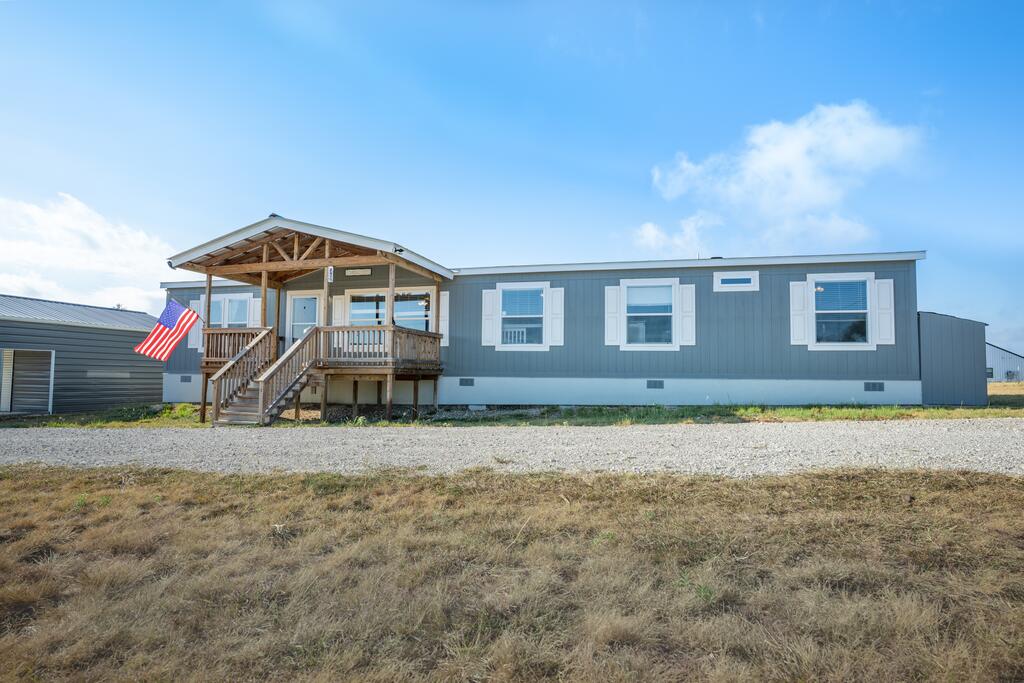 main property photo 0