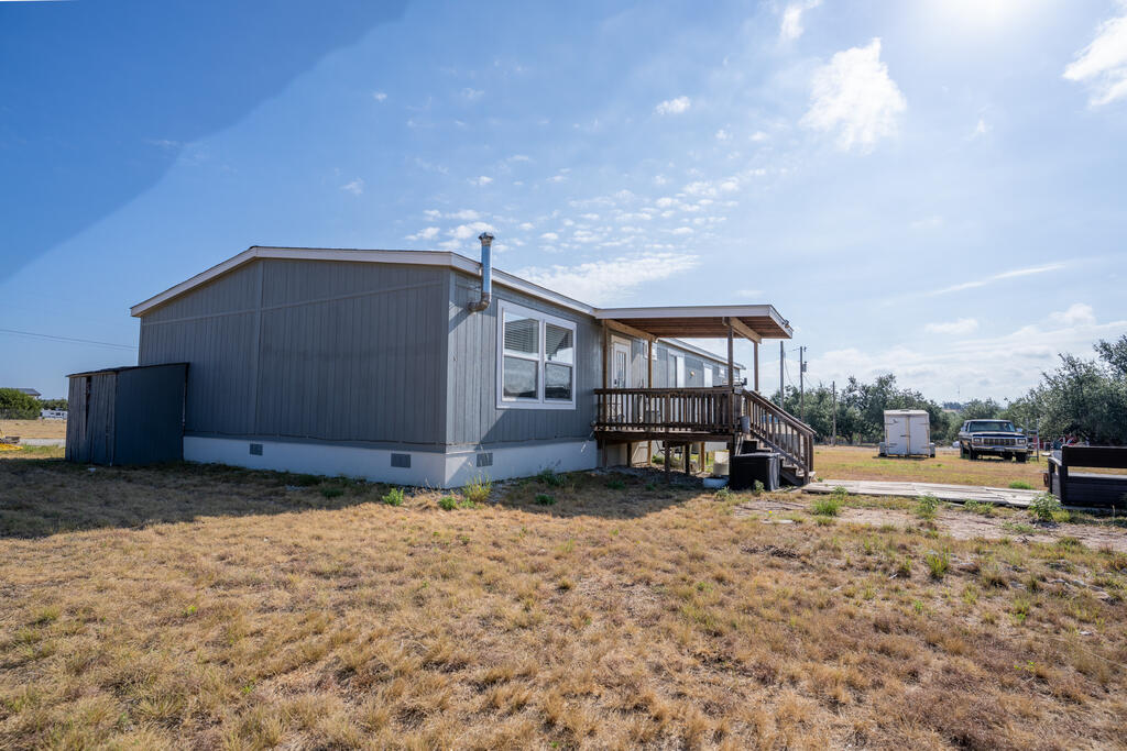 main property photo 25
