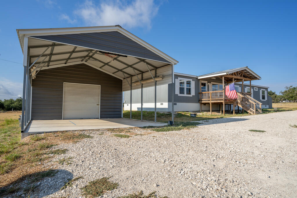 main property photo 29