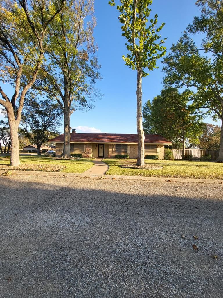 main property photo 0