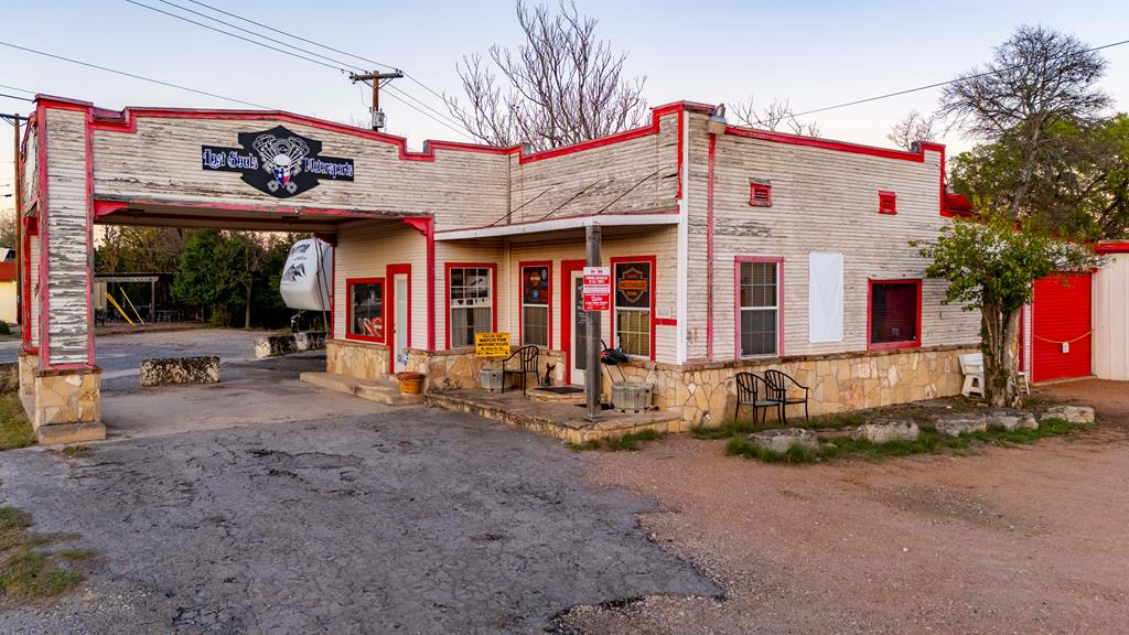 main property photo 4