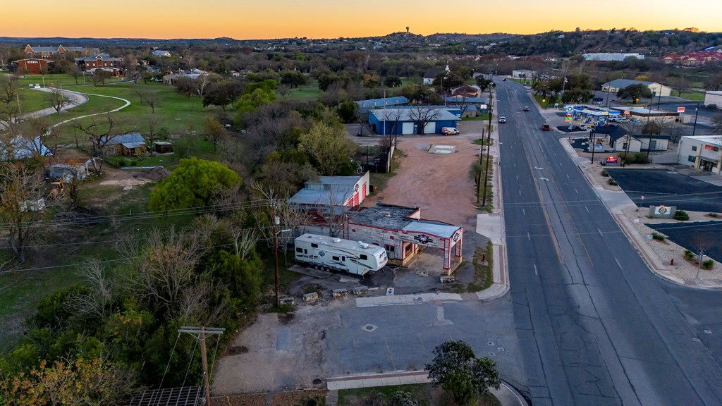 main property photo 7
