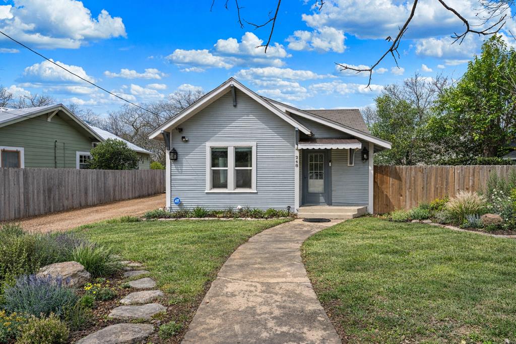 main property photo 0