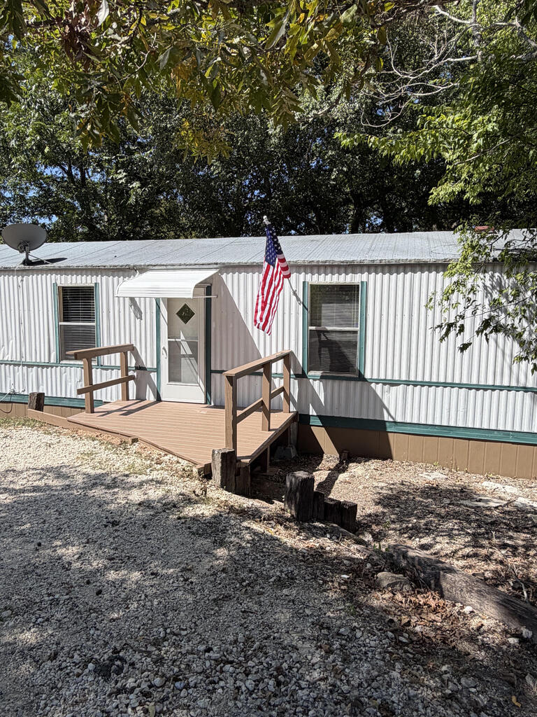 main property photo 0