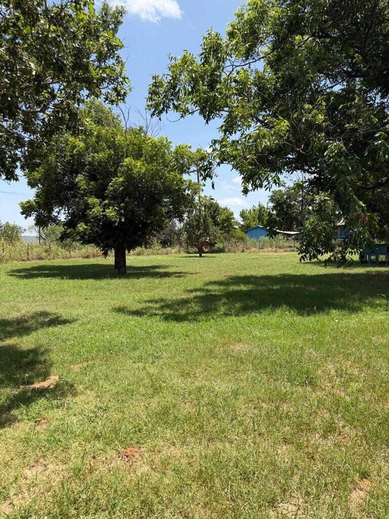 main property photo 22
