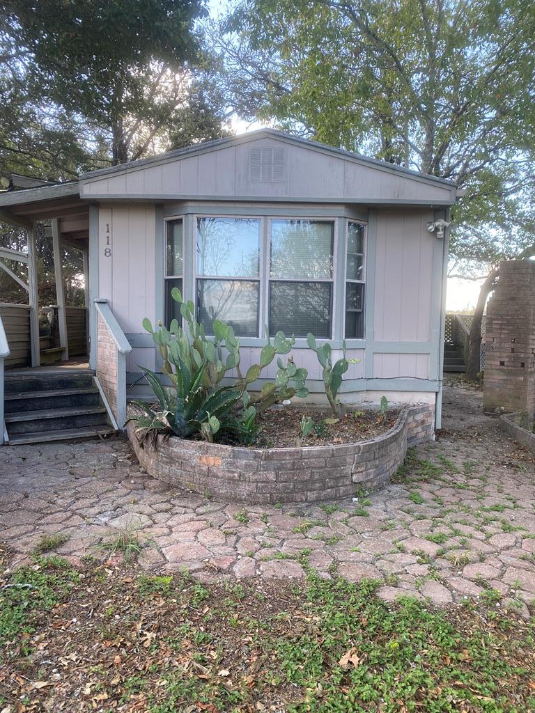 main property photo 0