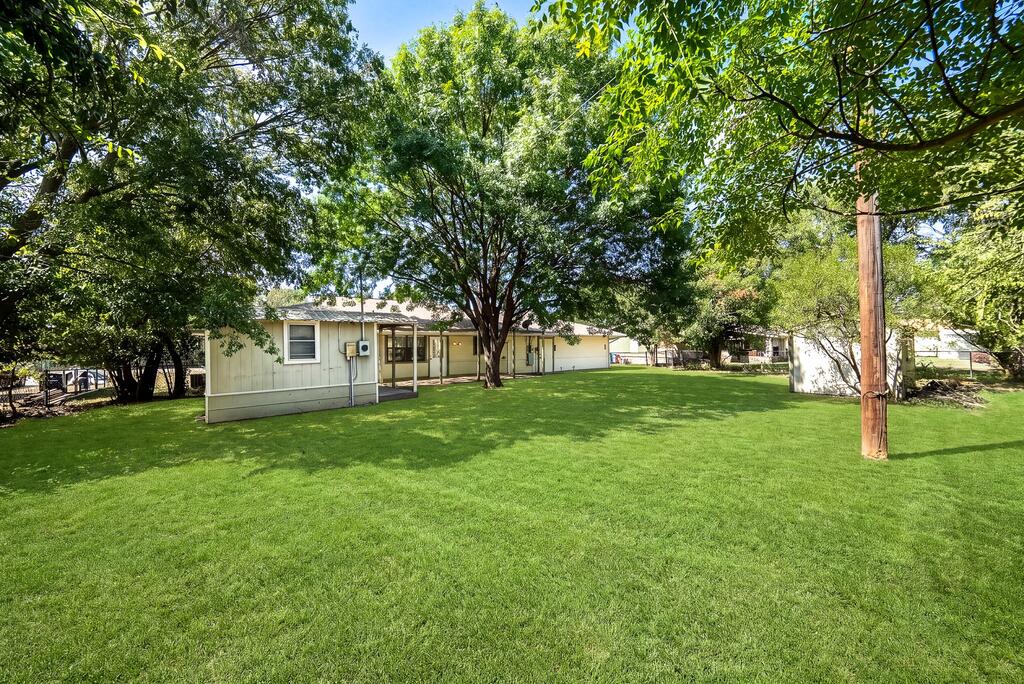 main property photo 41
