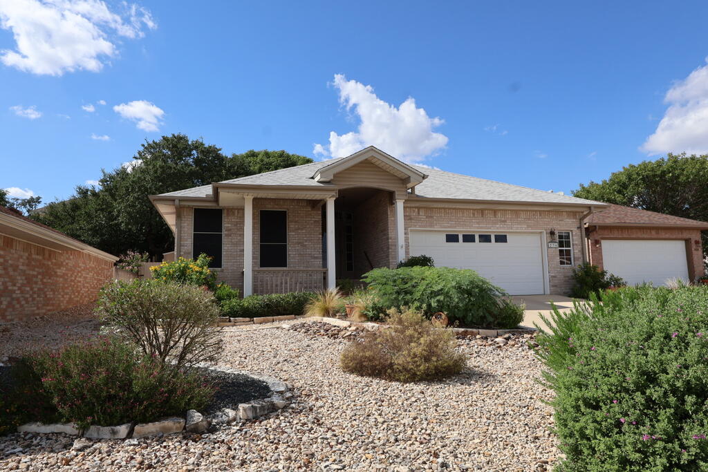 main property photo 0