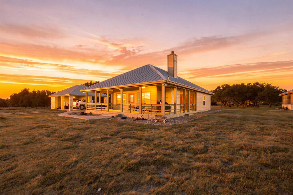 main property photo 22