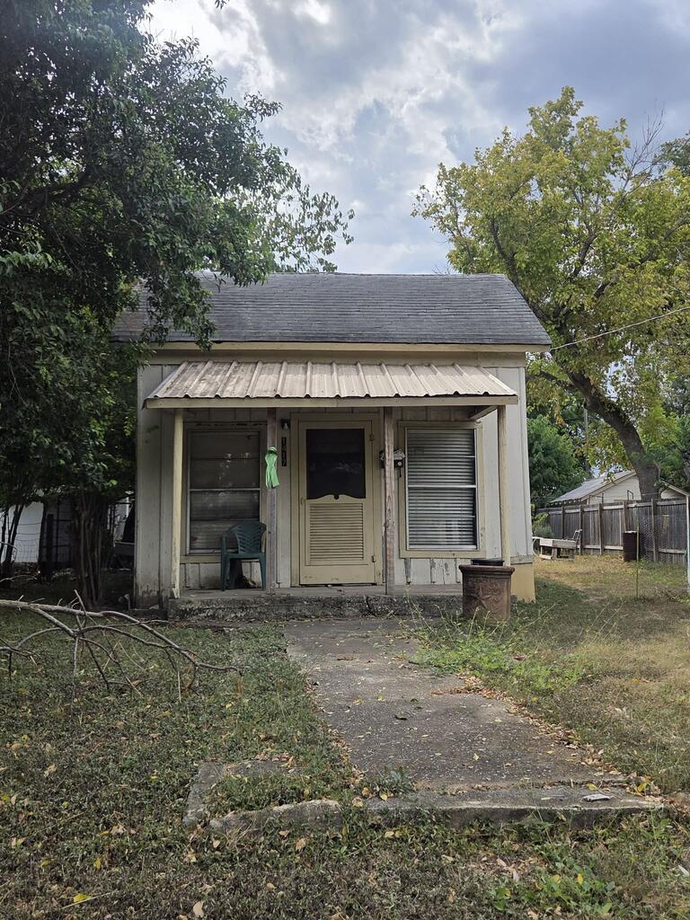 main property photo 0