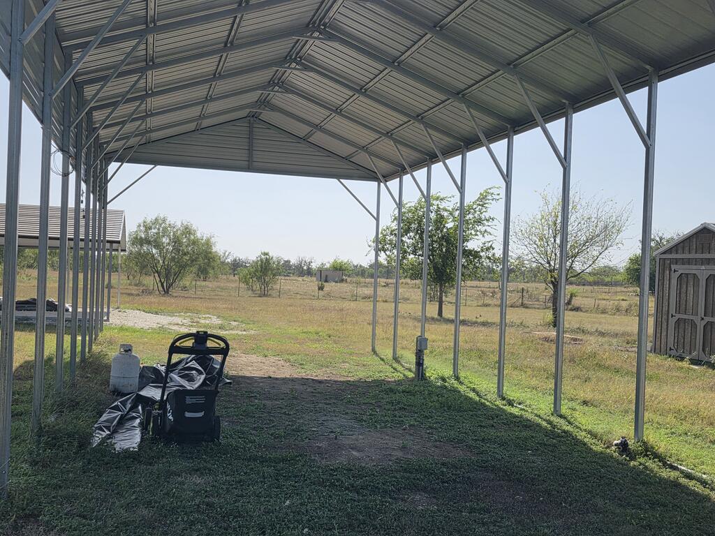 main property photo 33