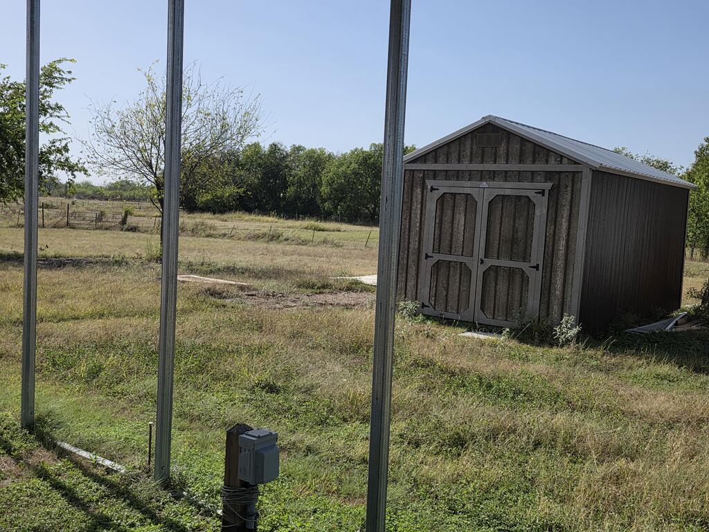 main property photo 35