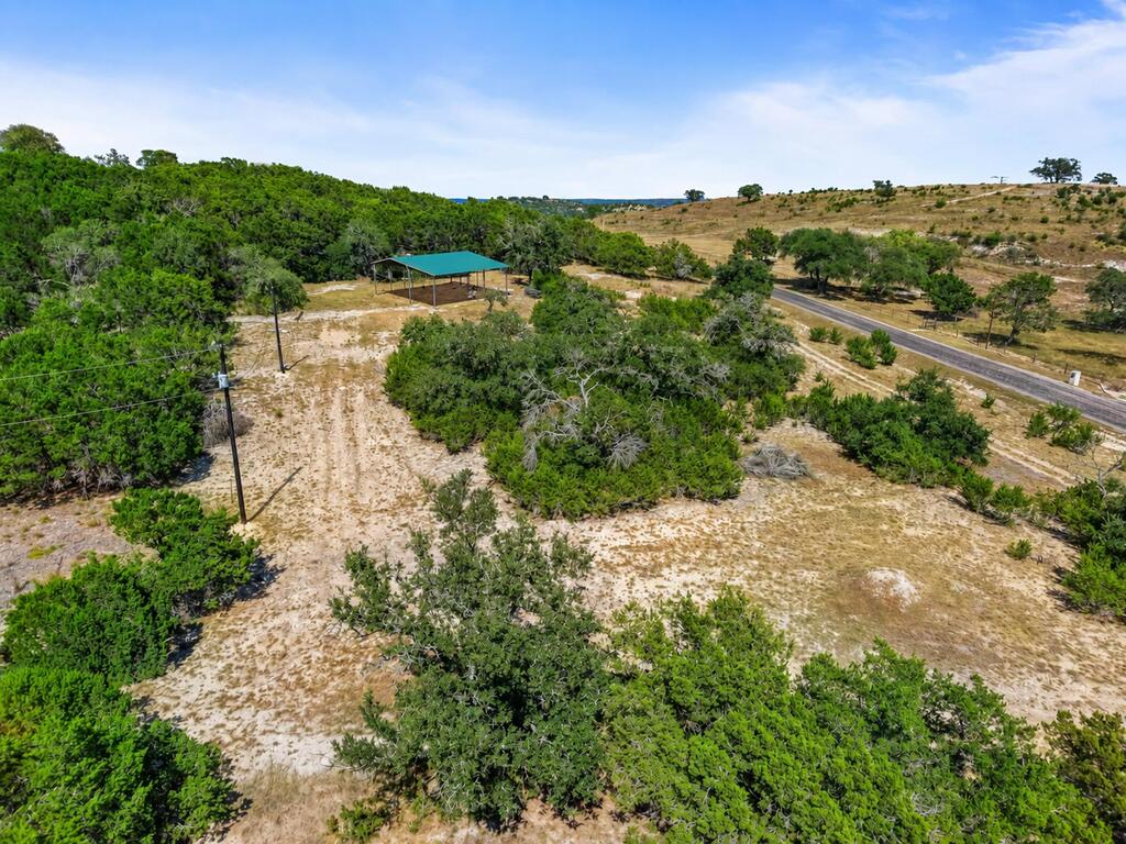 main property photo 16