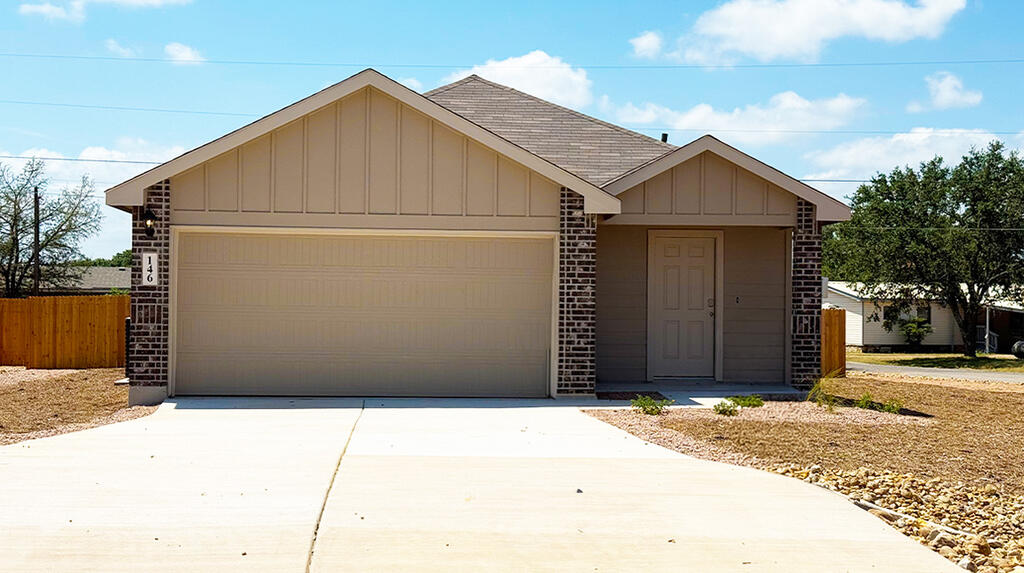main property photo 0