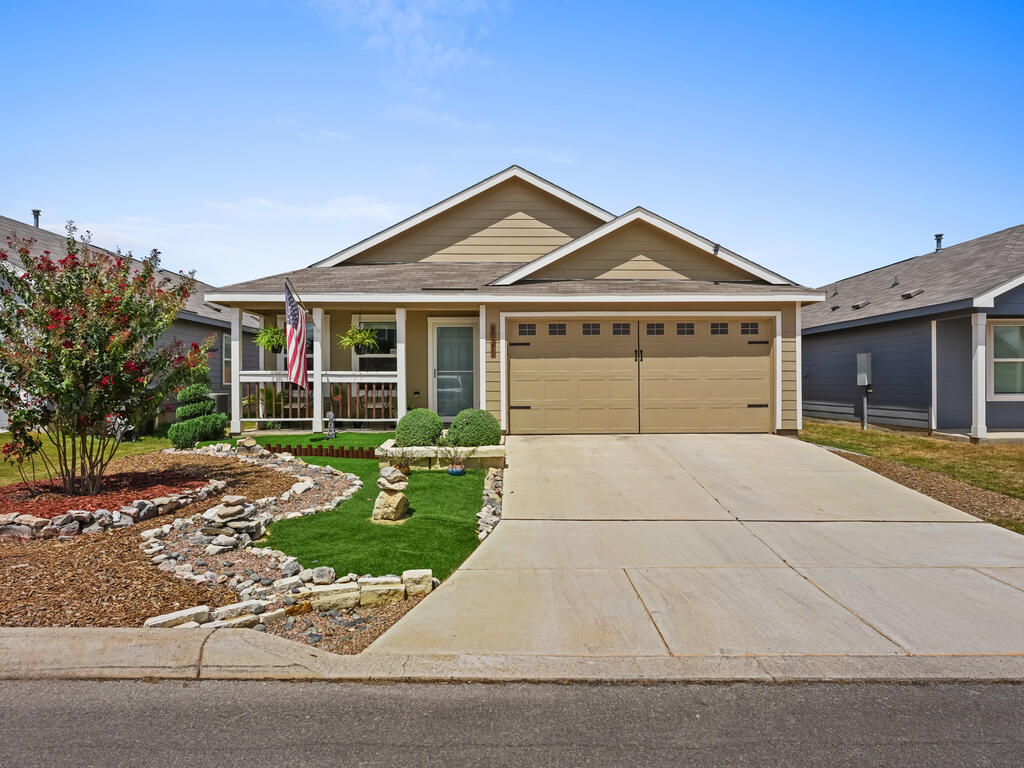 main property photo 0