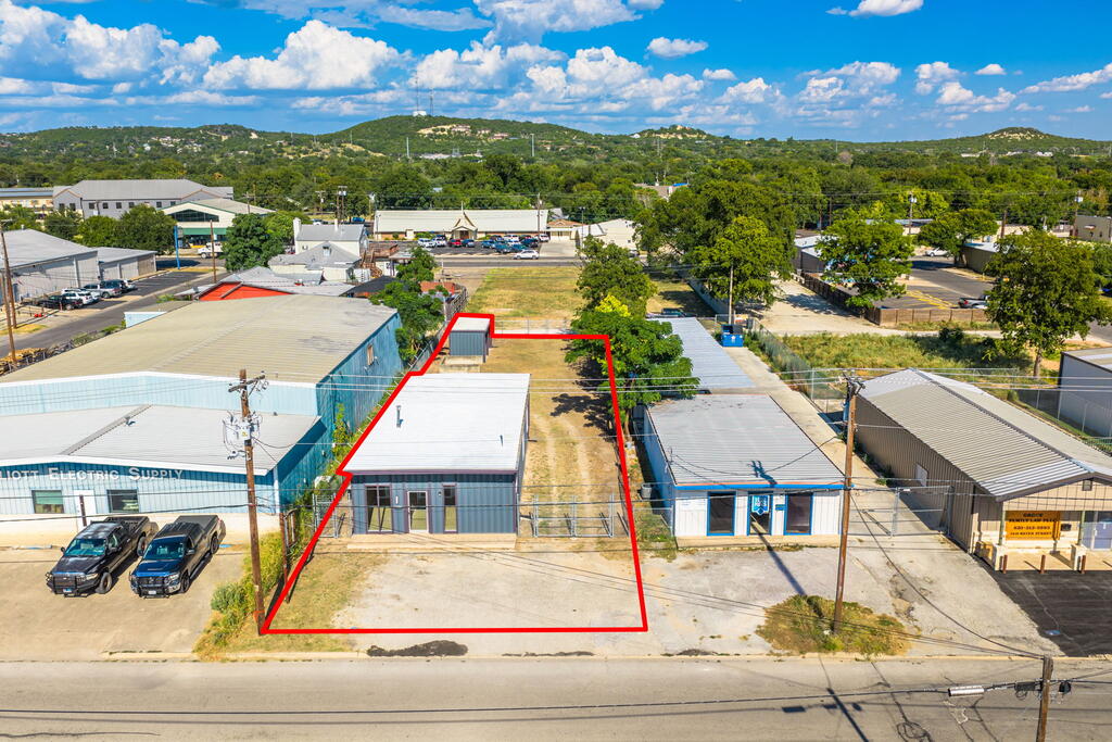main property photo 22
