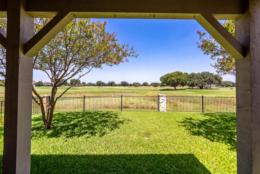 main property photo 50