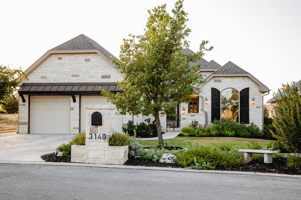 main property photo 0