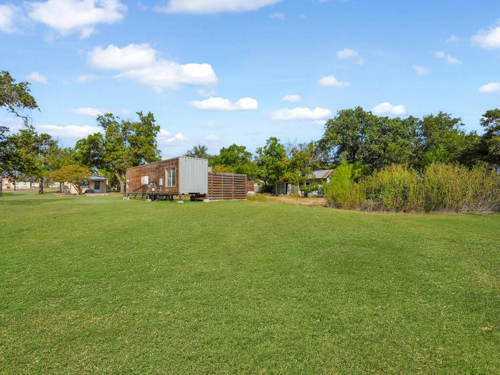 main property photo 44