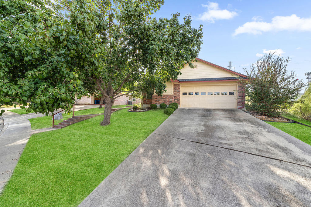 main property photo 0