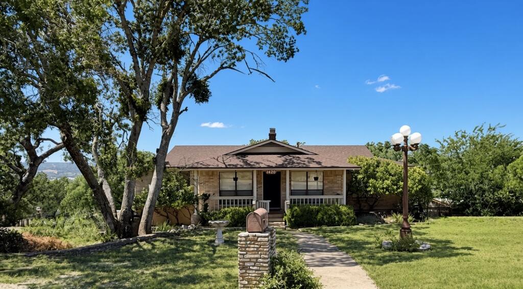 main property photo 0