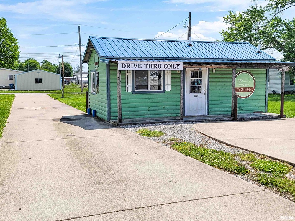 FOR SALE 26 Greenlaw Boulevard, Flora, IL 0 Bed / 0 Bath Wiley Realty Group