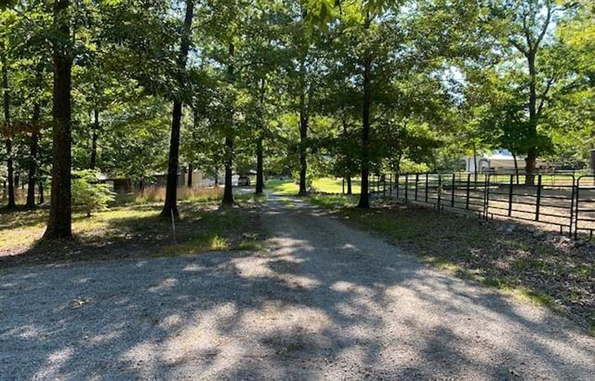 65 Triple S Ln, Elizabeth, AR 72531