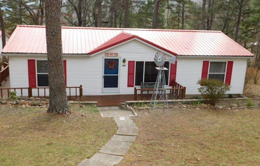 194 Broadview Cir, Salesville, AR 72653