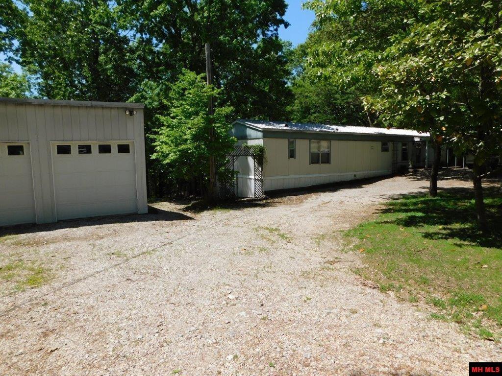 1270 Cranfield Rd, Mountain Home, AR 72653