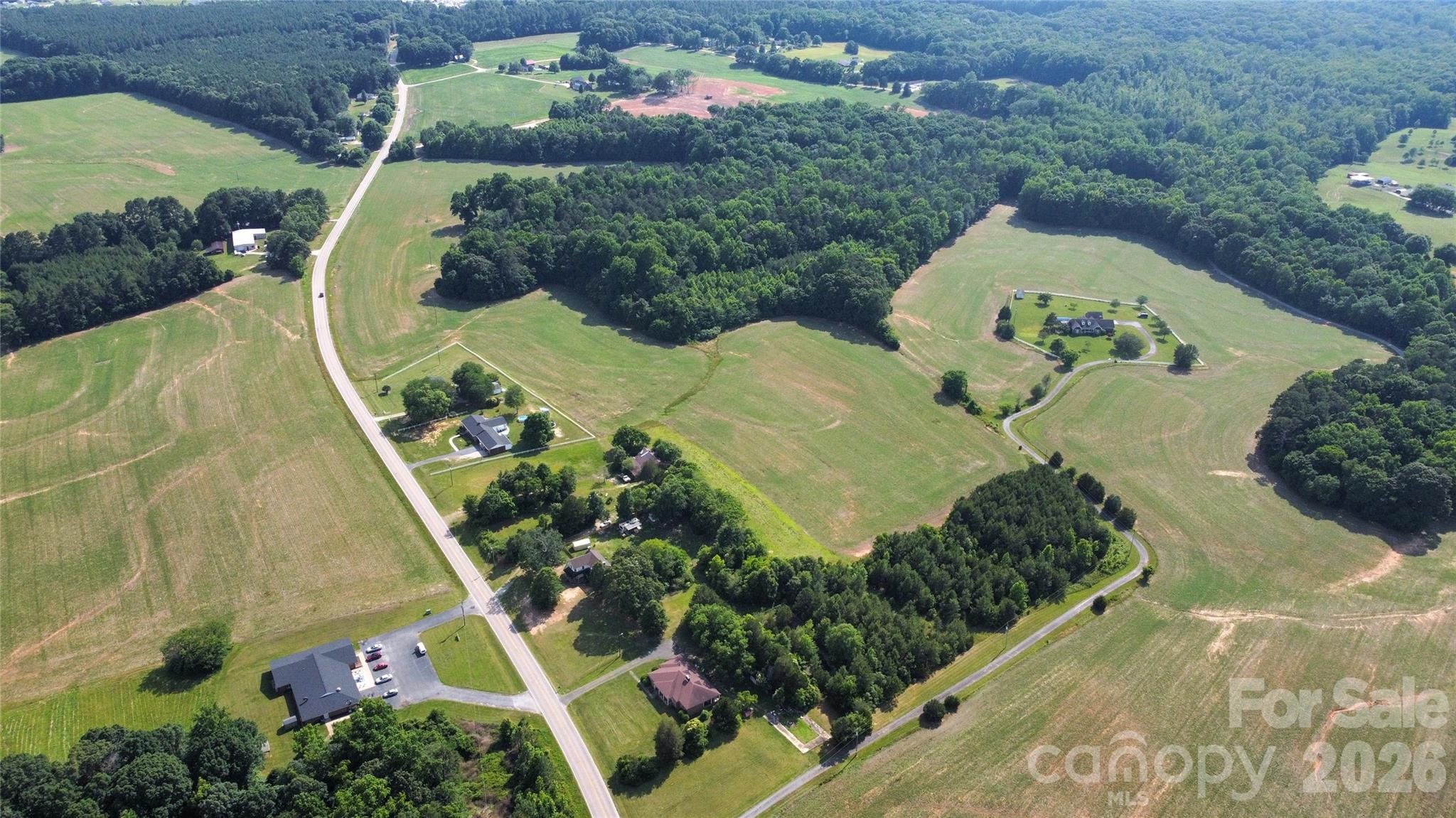 main property photo 4